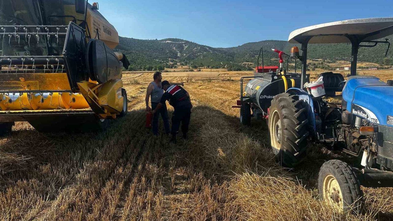 Bilecik’te biçerdöver operatörlerine yangın eğitimi