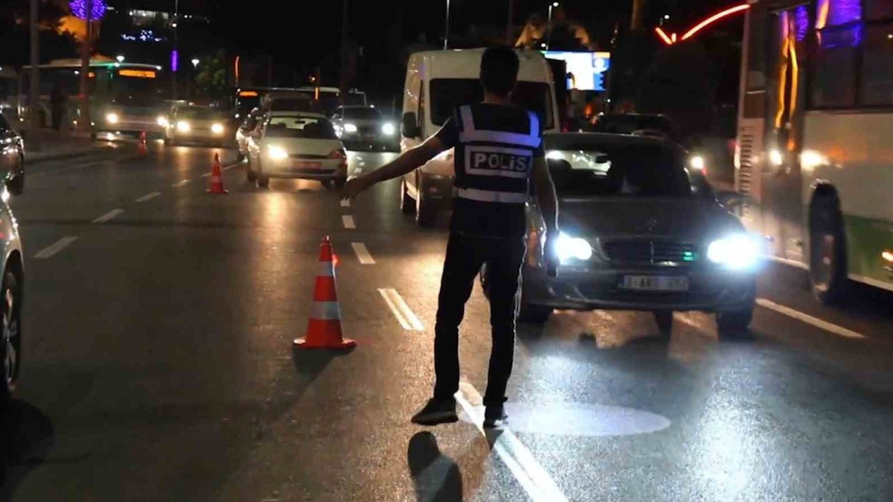 Kayseri’de 725 polis ile huzur-asayiş uygulaması