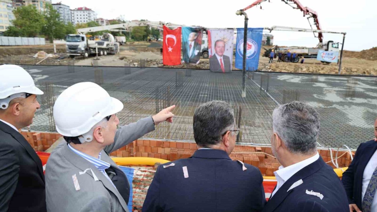 Akçaabat otogarının temeli atıldı