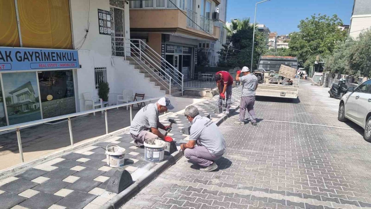 Kuşadası’nda eskiyen yollar yenileniyor