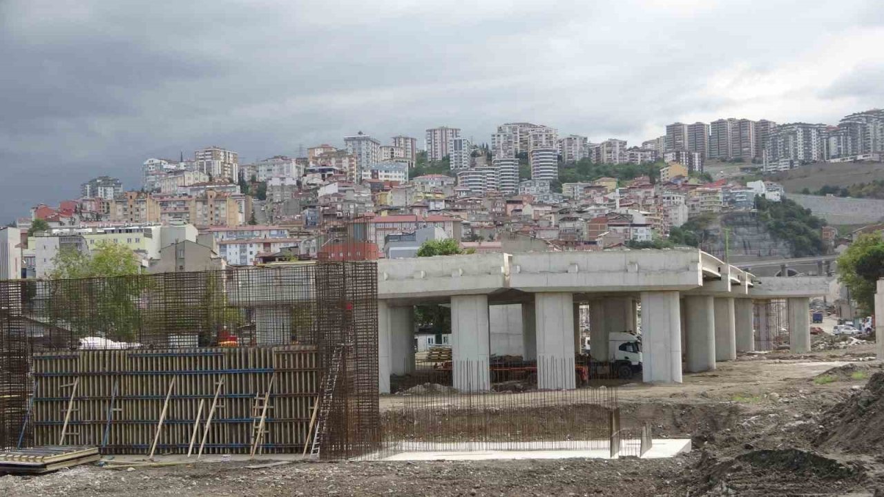 Viyadükler yükselmeye, projenin de silueti ortaya çıkmaya başladı