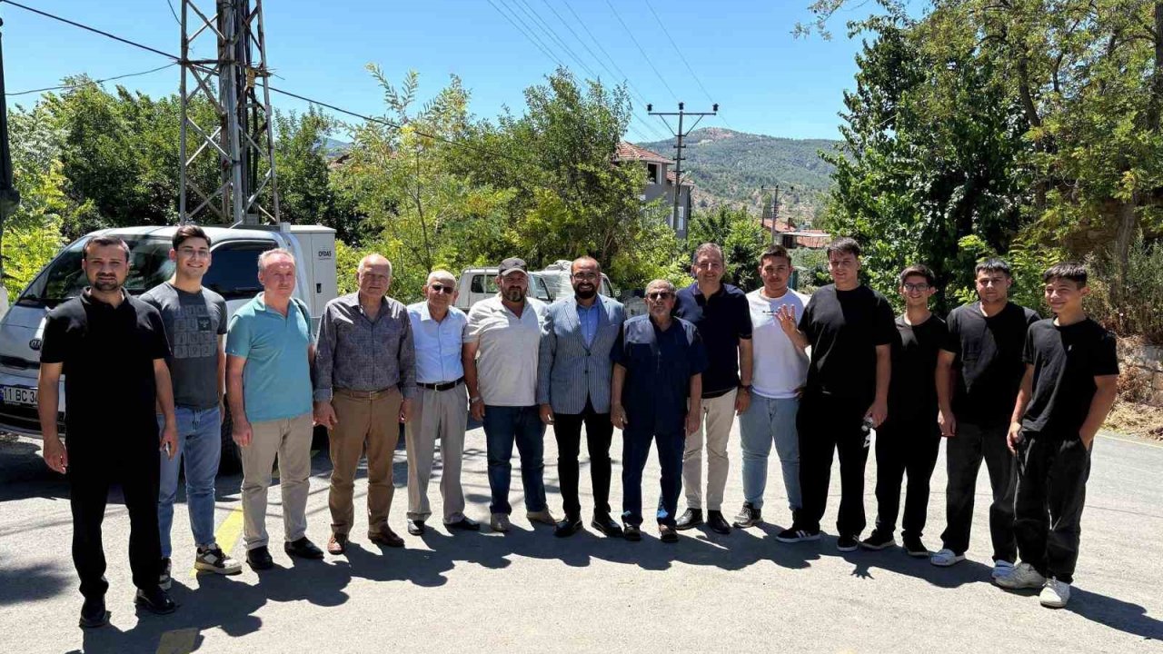 AK Parti Merkez İlçe Teşkilatı Yeniköy’de vatandaşlarla buluştu