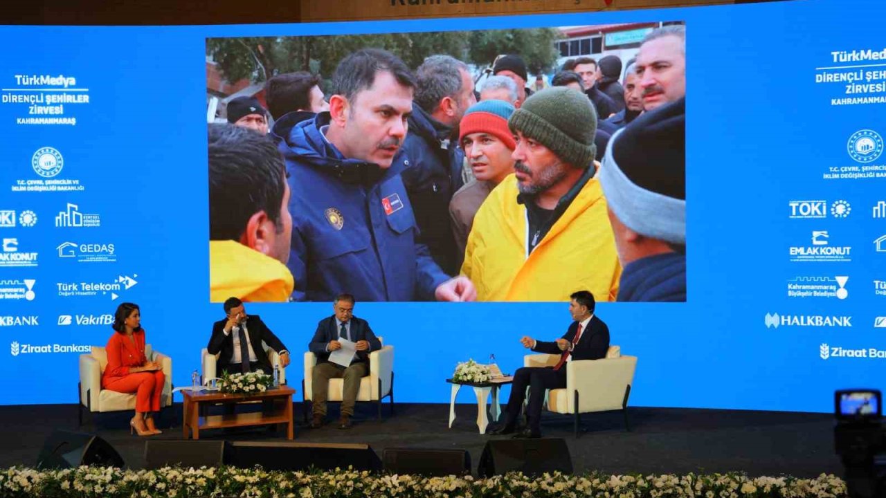Bakan Kurum: "Madem devlet yoktu da saatte 23 konutu kim yaptı?"