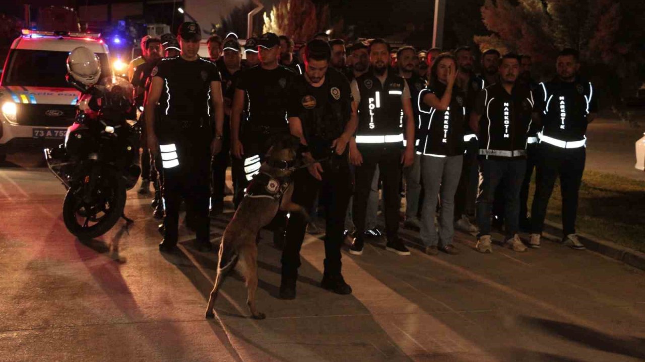 Cizre’de 400 polisle huzur ve güven uygulaması
