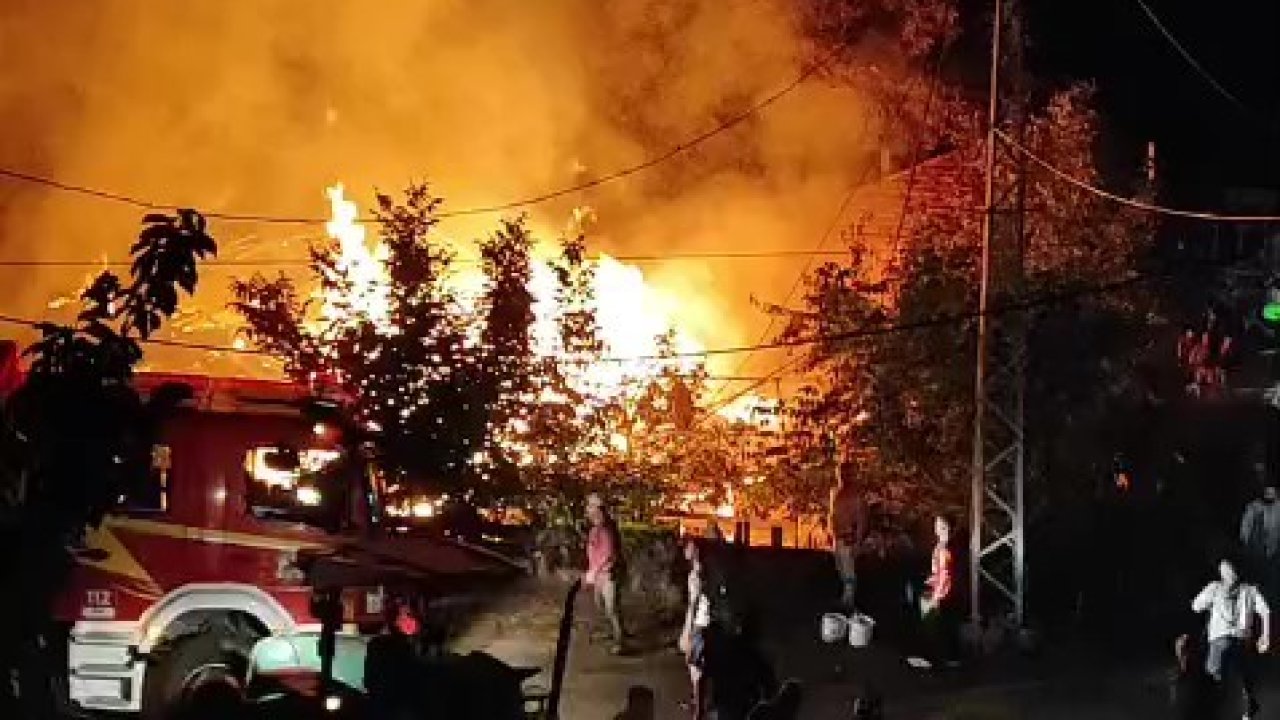 Baba oğlun evi yangında kül oldu