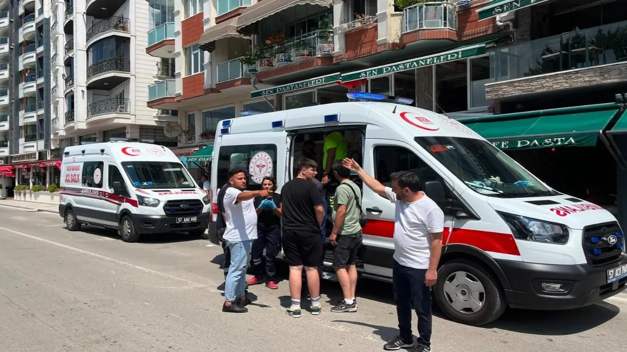Sinop’ta iki motosiklet çarpıştı: 3 yaralı