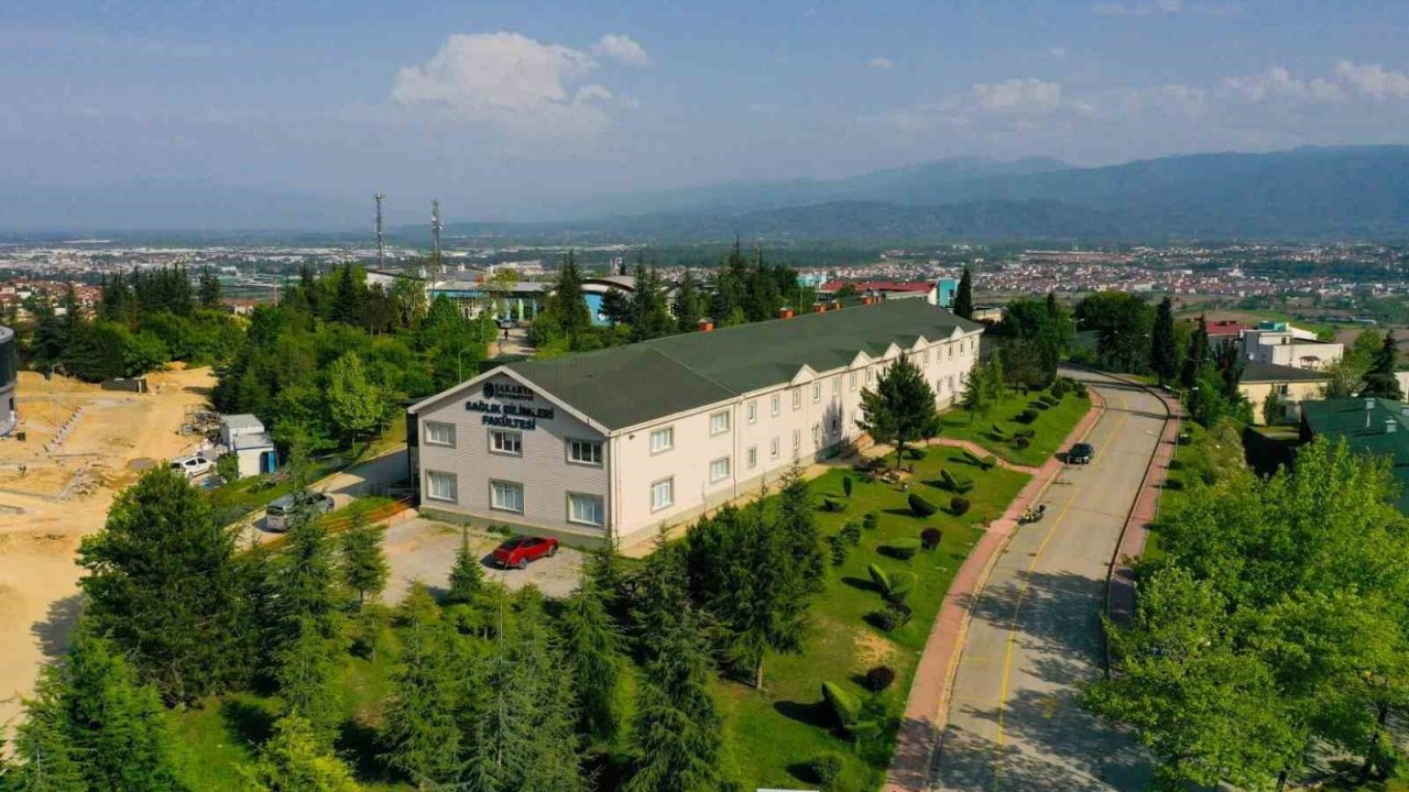 Geleceğin sağlık çalışanları saha ve hastane eğitimiyle yetişecek