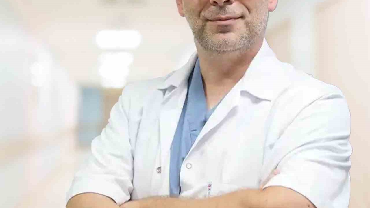 Uzmanından rinoplastide ’doğal görünüm’ uyarısı: "Ameliyat olduğu belli olmamalı"
