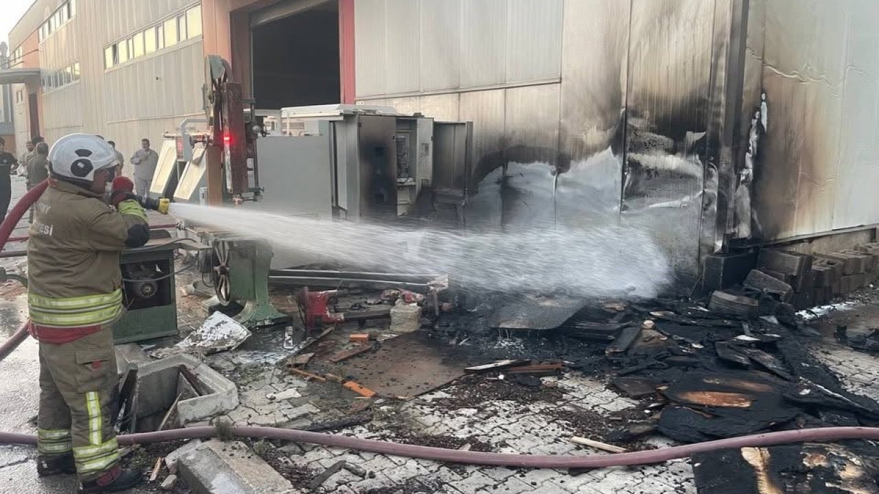 Antakya’da mobilya atölyesinde yangın paniği