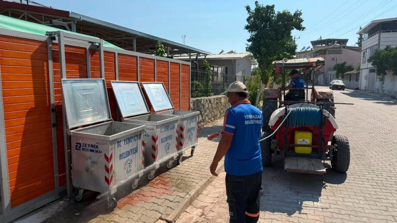 Yenipazar’da haşereye karşı ilaçlama çalışmaları sürüyor