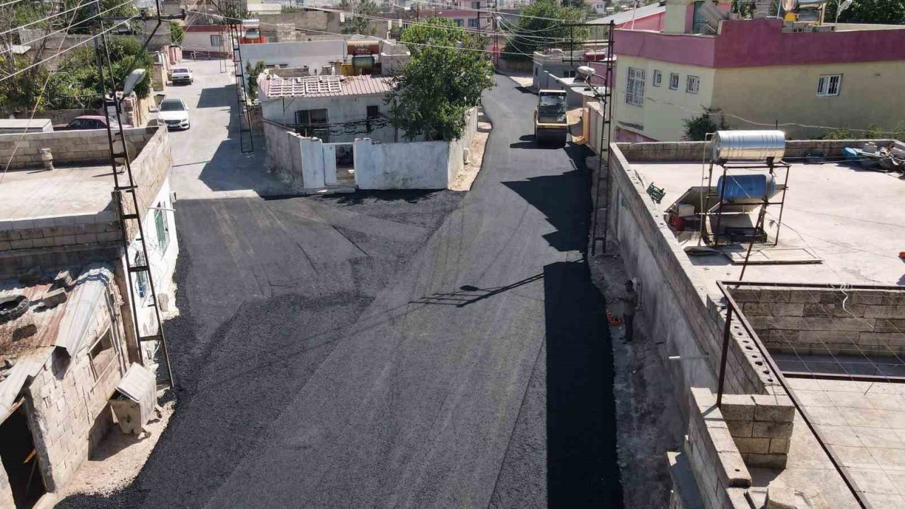 Gaziantep Büyükşehir Belediyesi’nden Araban’a ilk sıcak asfalt