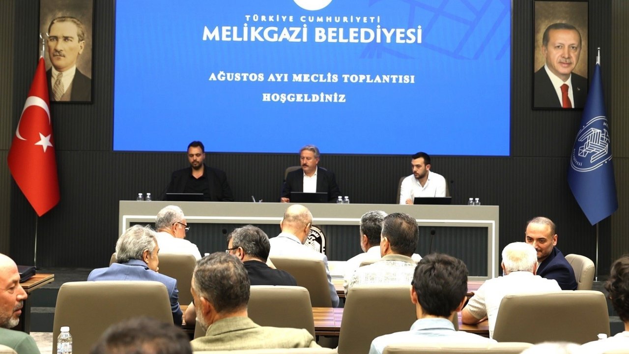 Melikgazi Belediyesi’nden 30 blokluk dev adım
