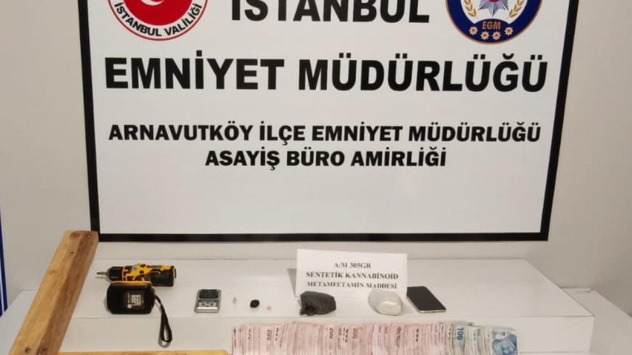 Vidaladıkları kalasların arasına zulalanan uyuşturucuyu polis buldu