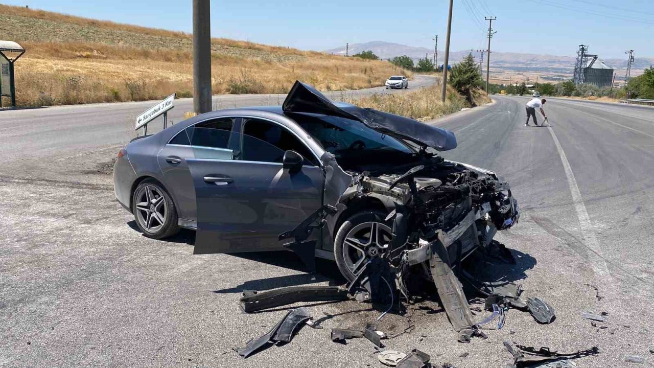 Elazığ’da trafik kazası: 6 yaralı