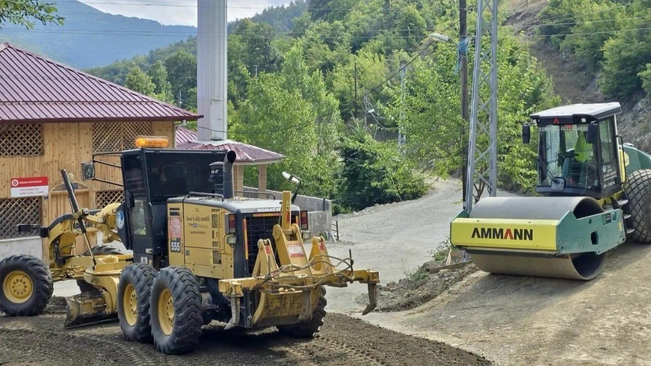 Sinop’ta köy yolları yenileniyor
