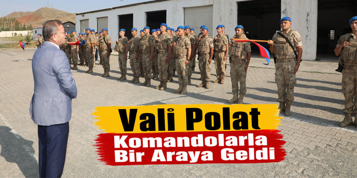 Kars Valisi Ziya Polat Komandolarla Bir Araya Geldi