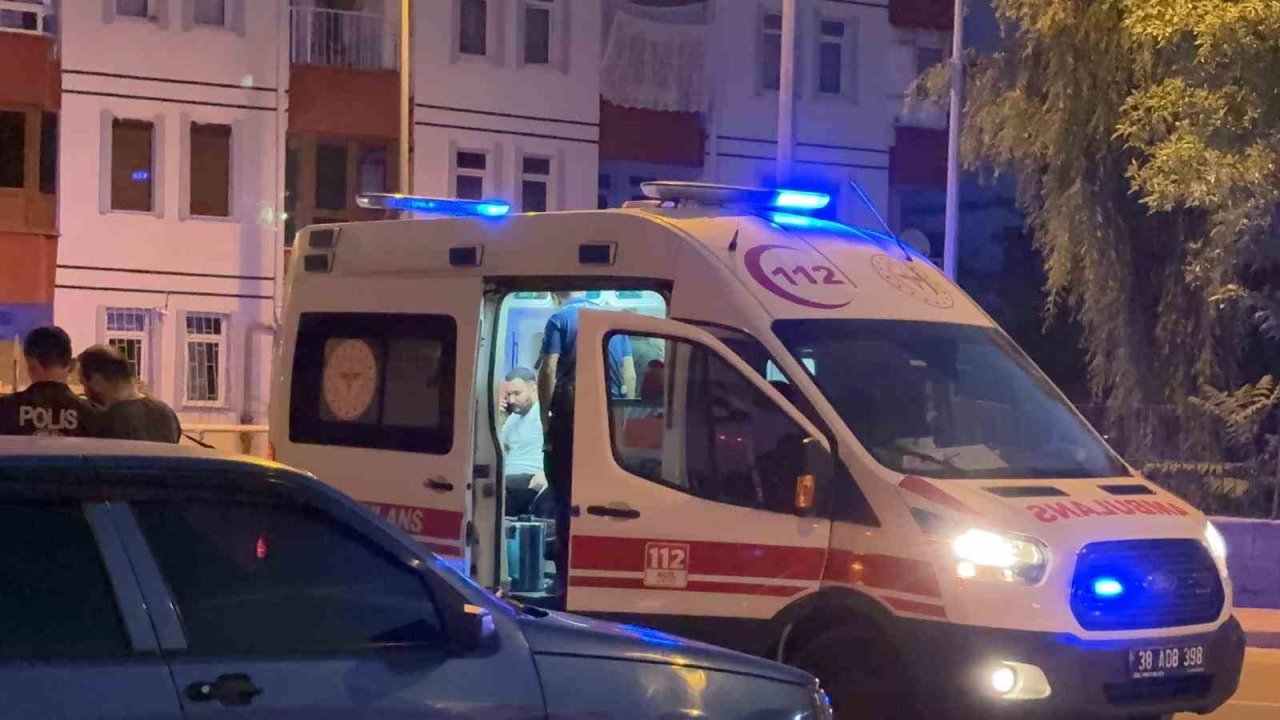 Kayseri’de bacağından bıçaklanan şahıs yaralandı