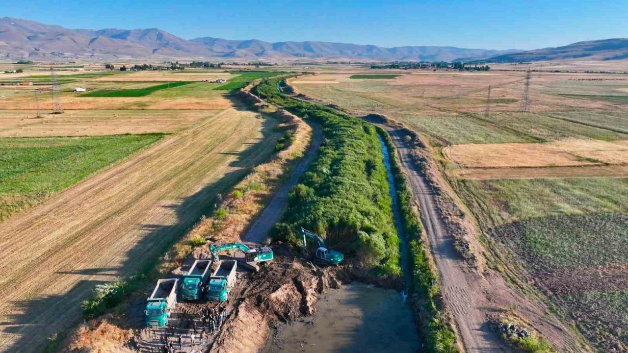 Erzincan’da 30 bin hektarlık arazi toplulaştırma projesi sürüyor
