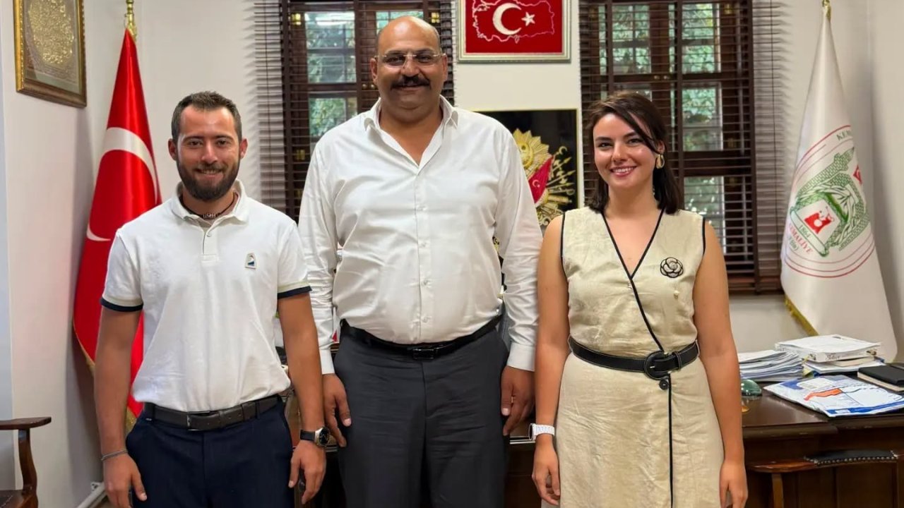 Kemaliye’de iki isme Fahri Hemşehrilik Beratı verildi