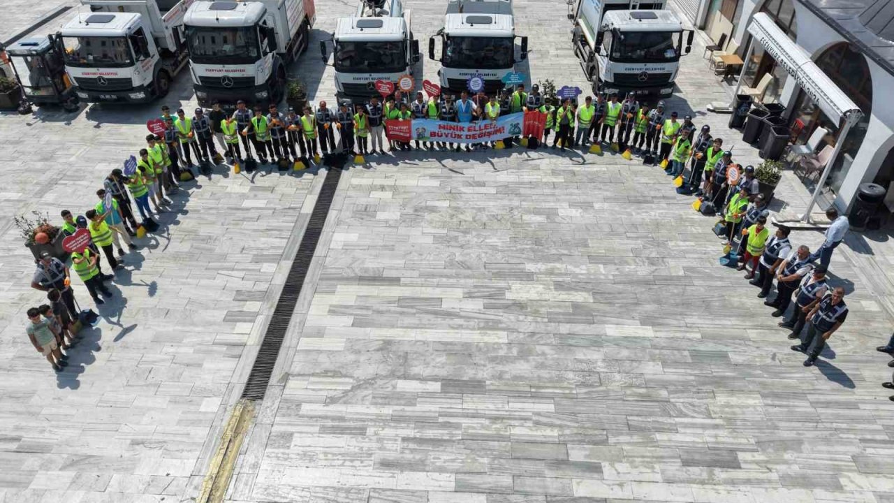 Esenyurt Belediyesi’nden çocuklara "Minik Eller Büyük Değişim" etkinliği
