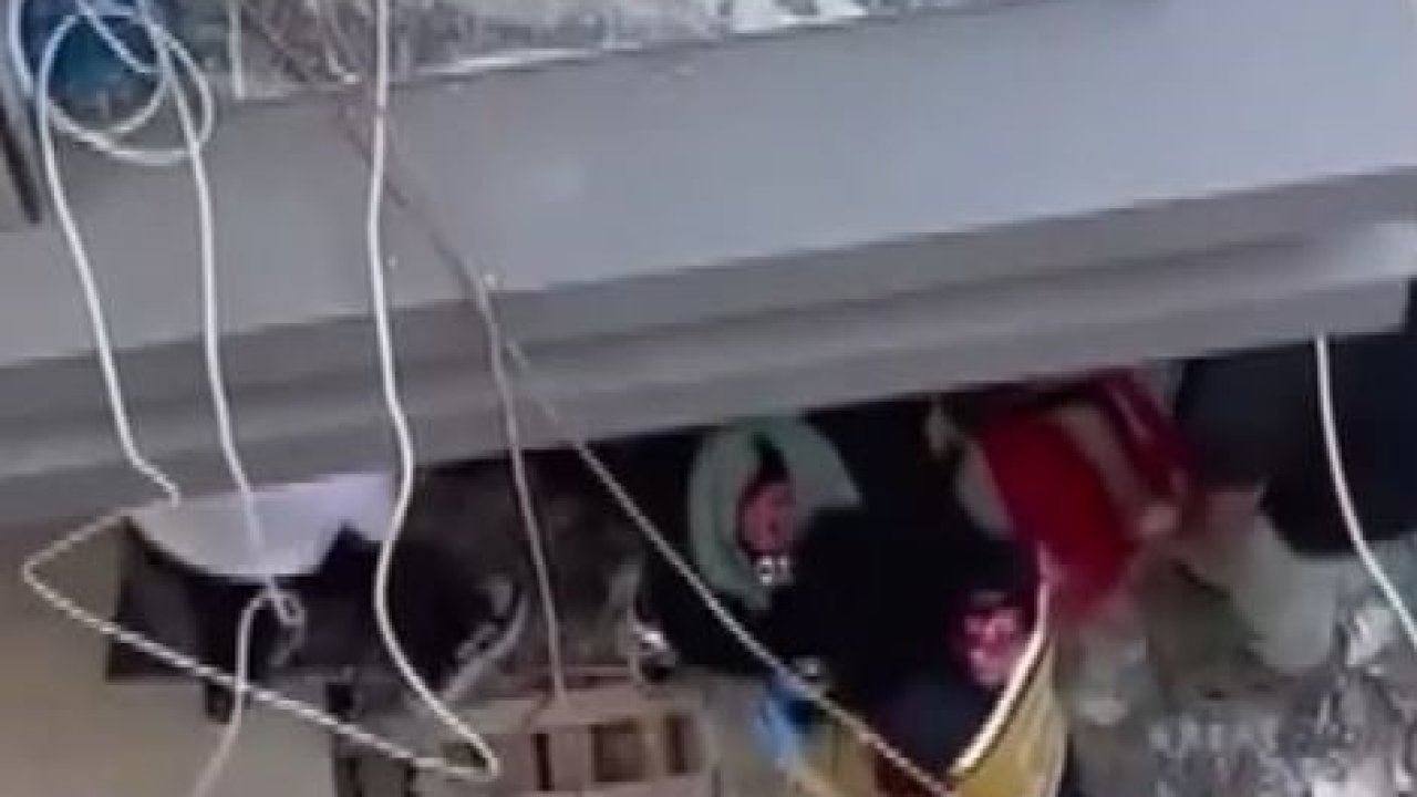 Küçükçekmece’de inşaattan düşen işçi ağır yalandı