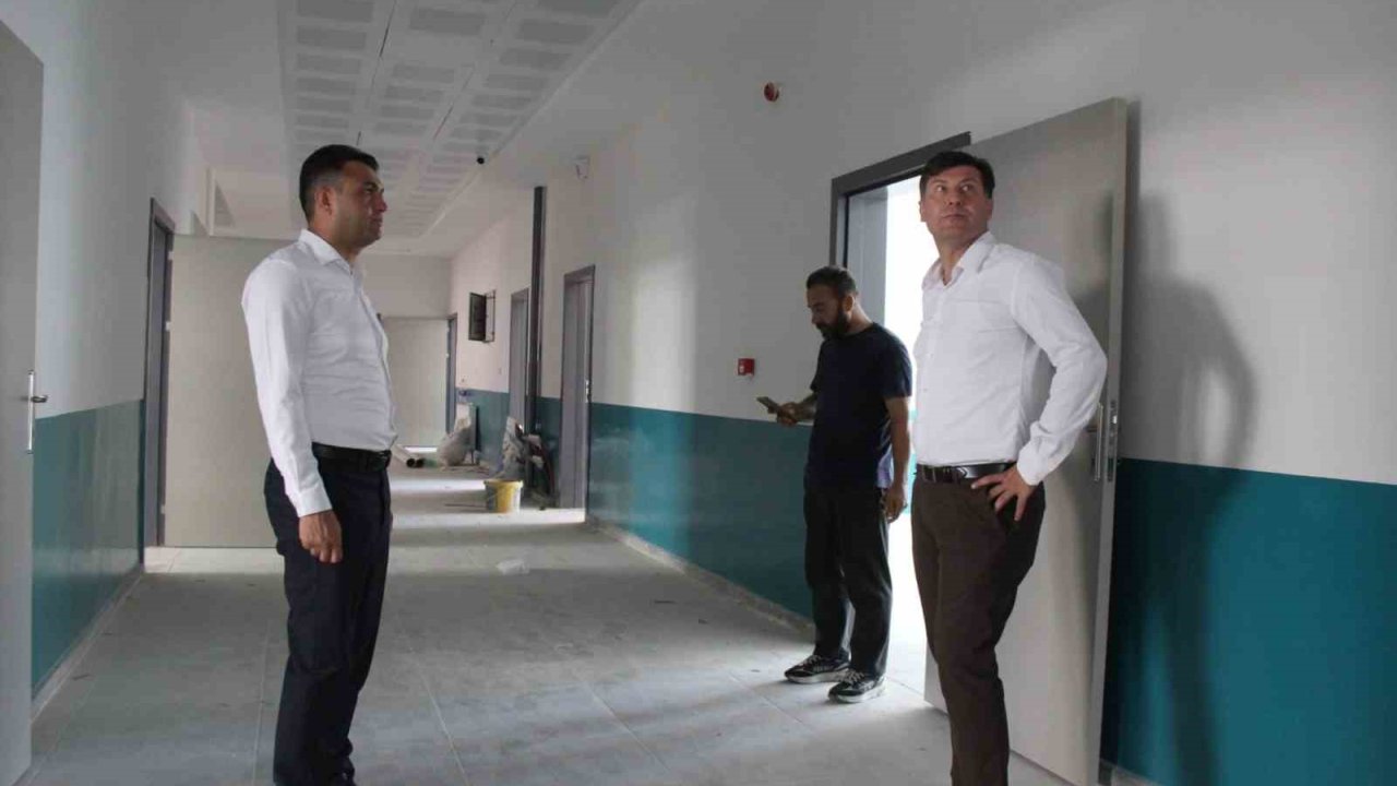 Cizre’ye 24 derslikli modern bir okul daha kazandırıldı