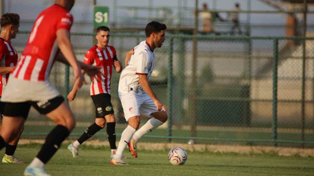Hazırlık Maçı: Elazığspor: 2 - Ayvalıkgücü Belediyespor: 1