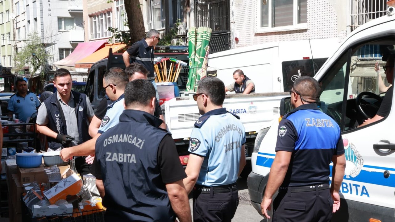Osmangazi Belediyesi kaldırım işgallerine fırsat vermiyor
