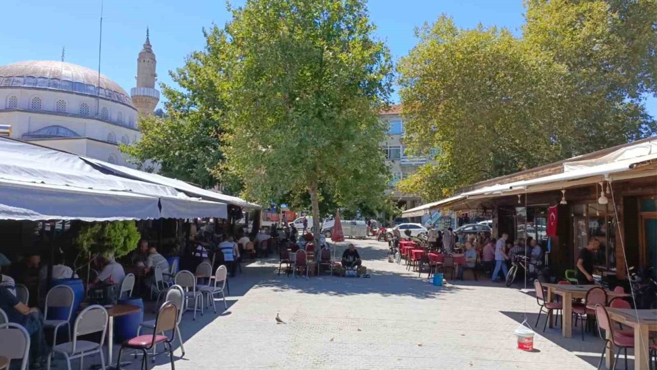 Mudanya’da belediye dükkanlarının ihale bedelleri dudak uçuklattı