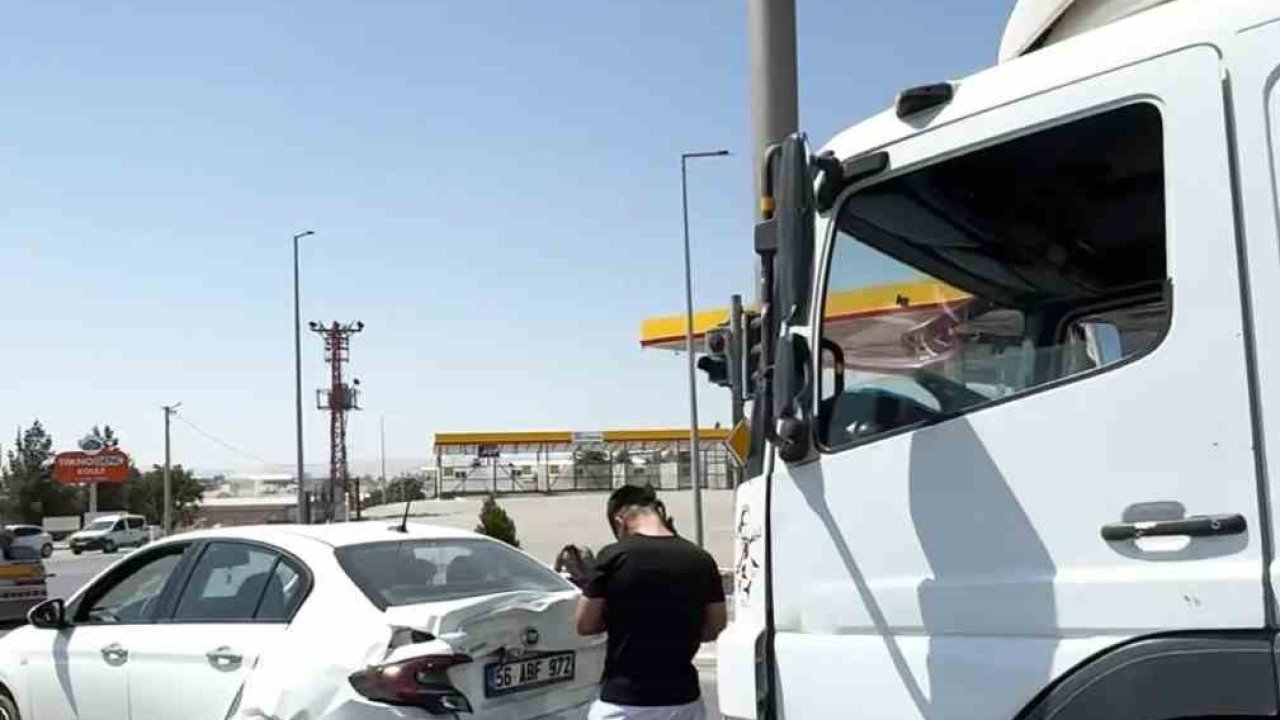 Siirt’te maddi hasarlı kaza