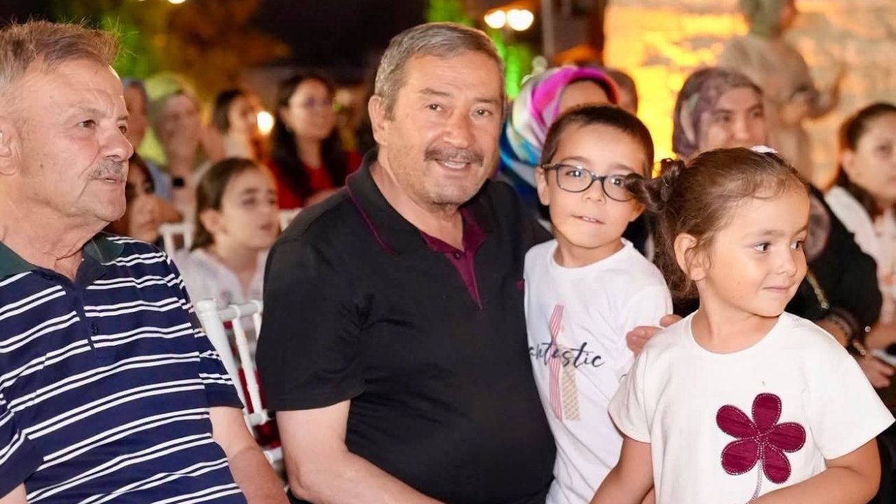Darende’de nostalji sineması ve karaoke gecesi düzenlendi