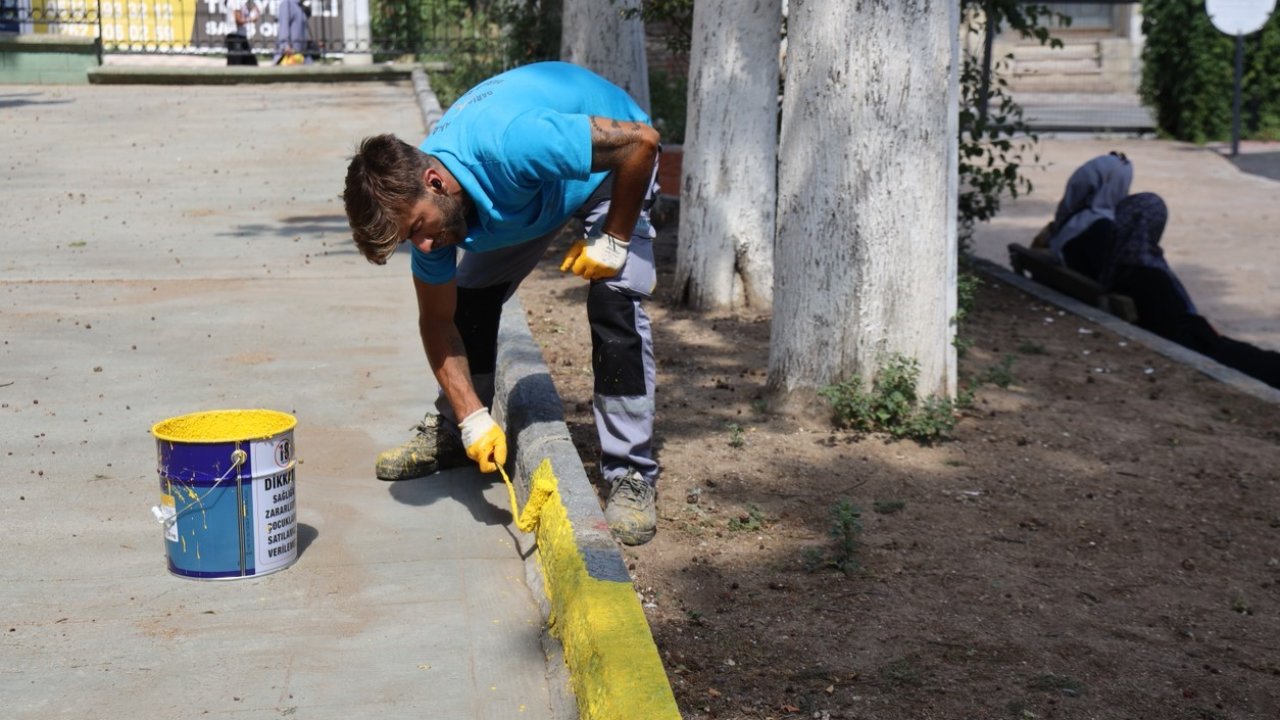 Darıca’da cadde ve sokaklarda yenileme mesaisi