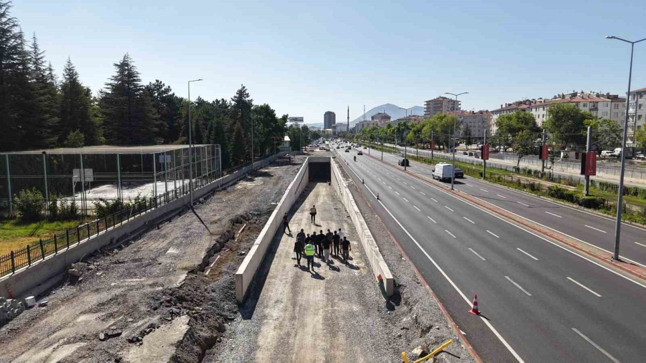 Ulaşımdaki çalışmalar, Kayseri’yi şantiyeye çevirdi