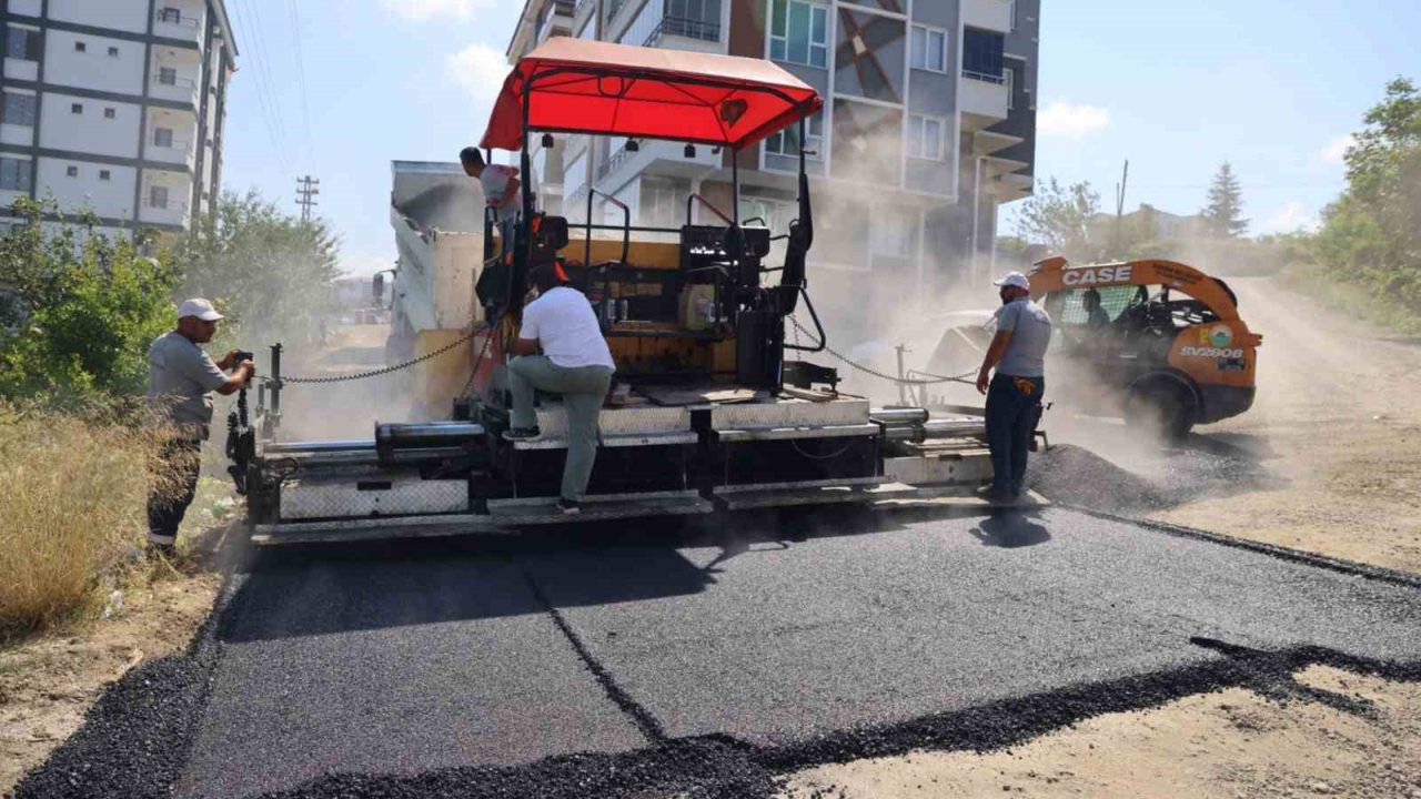 İlkadım’da yol yapım, bakım ve onarım çalışmaları