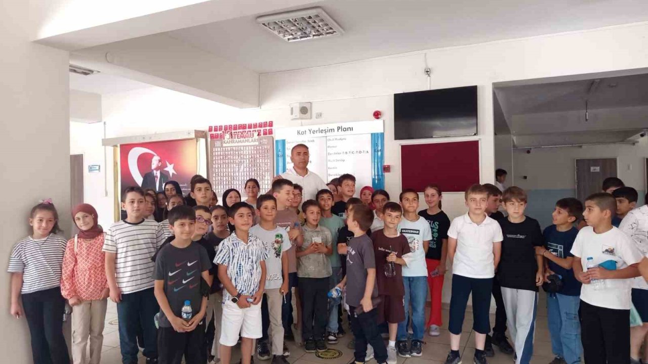 Öğrenciler yaz Kur’an kursları bilgi yarışmasında ter döktü