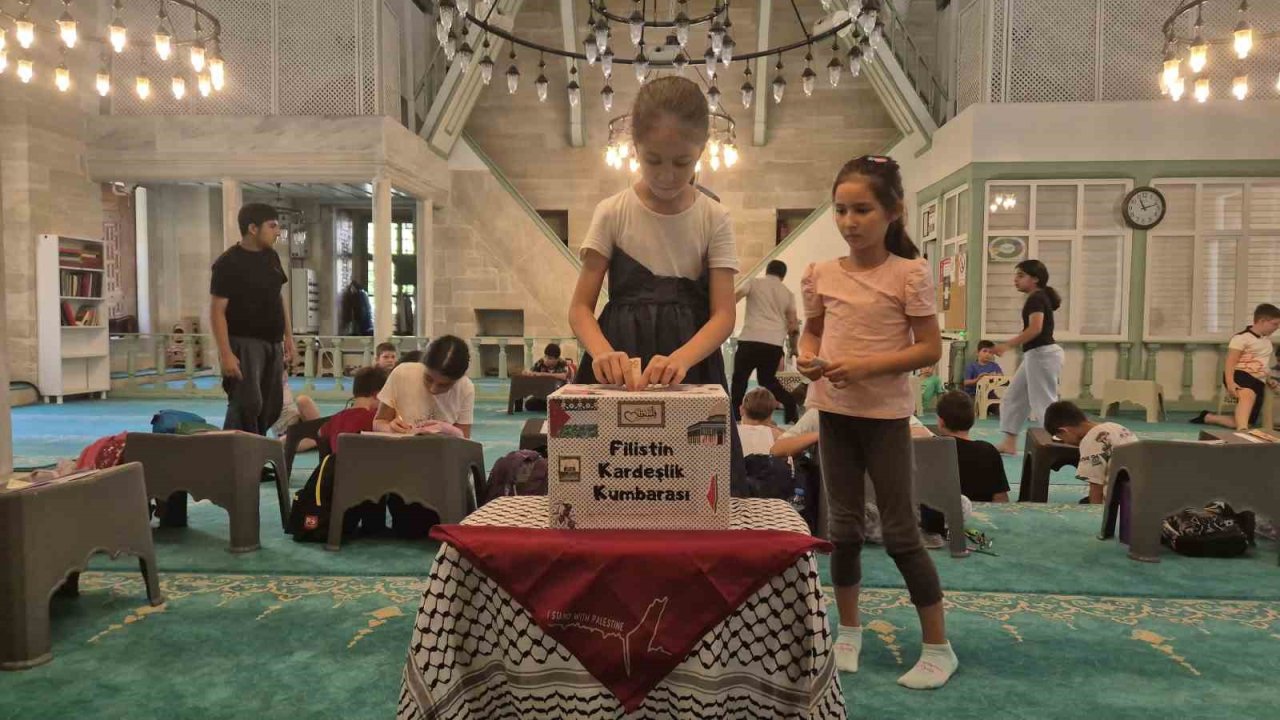 Kumbaradaki birikimlerini Filistin’e bağışladılar