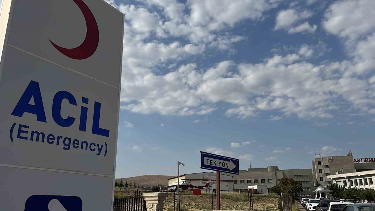 Konya’da taşlı bıçaklı kavga: 4 yaralı