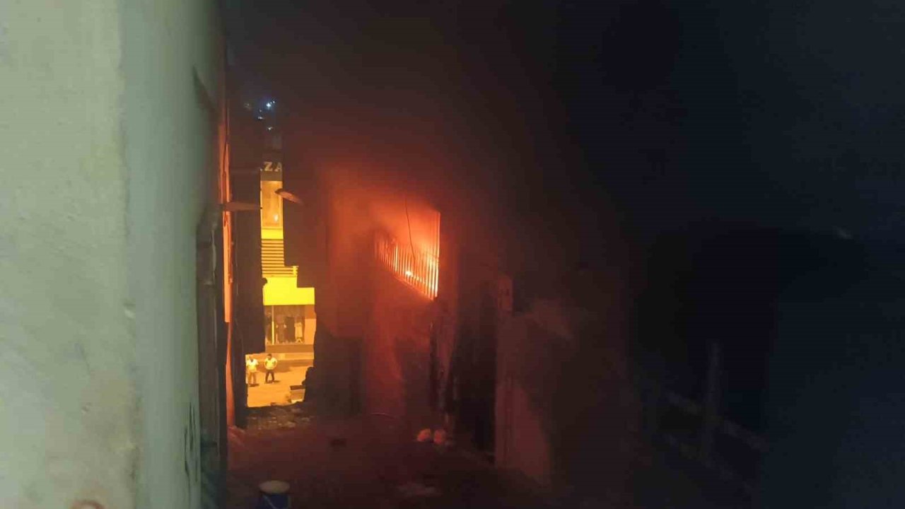 Şanlıurfa’da korkutan yangın yangın