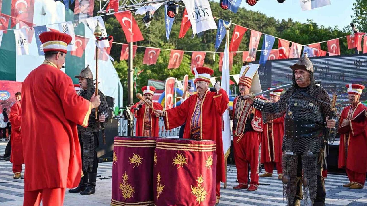 Fetih coşkusu Keles’e taşındı