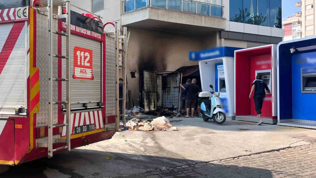 Geri dönüşüm kutusunda kaynak yaparken yangın çıktı