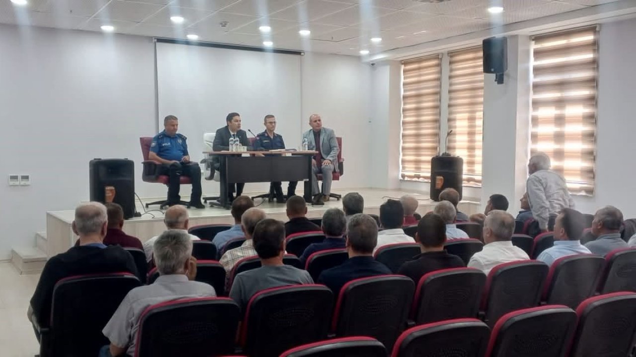 Aydıntepe’de muhtarlarla istişare toplantısı yapıldı, pazar esnafı ziyaret edildi