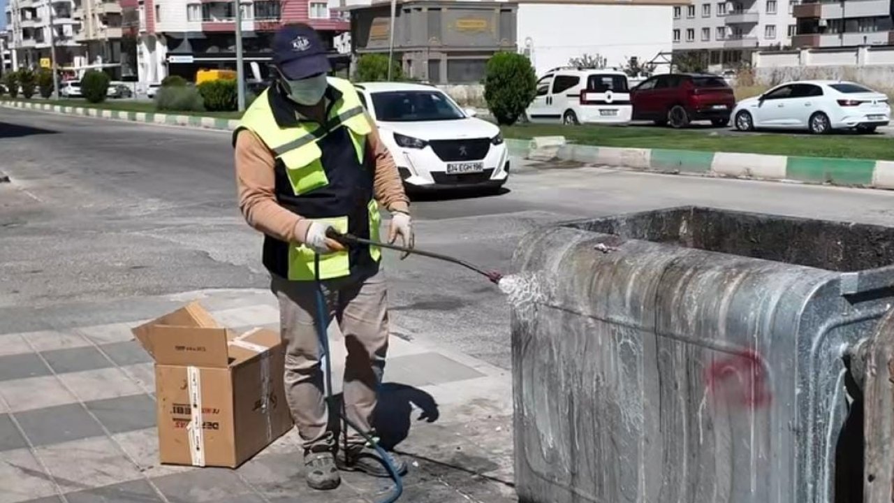 Kilis’te çöp konteynerleri yenilenerek yeniden hizmete kazandırılıyor