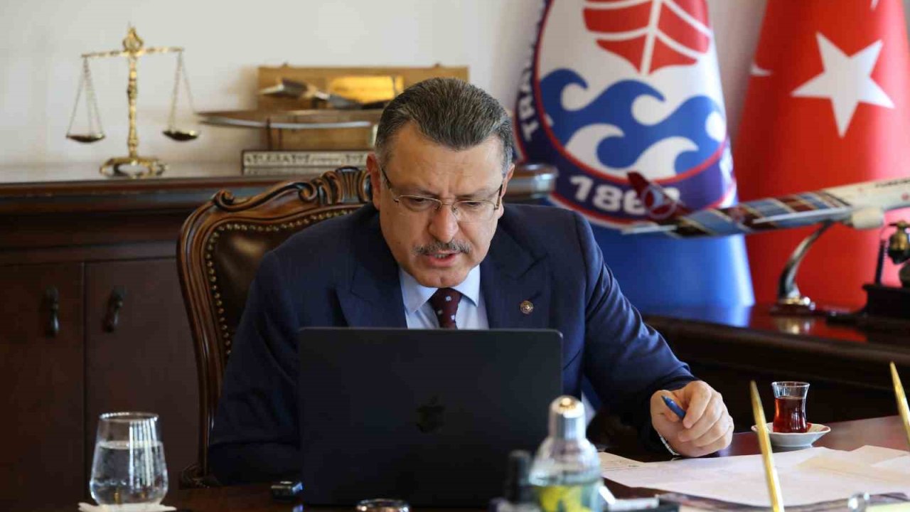 Başkan Genç Mısır televizyonuna Trabzon’u anlattı