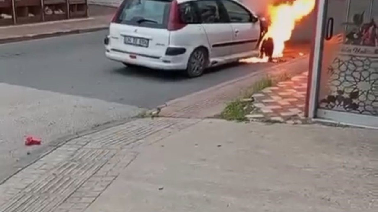 Batman’da seyir halindeki otomobil alev aldı