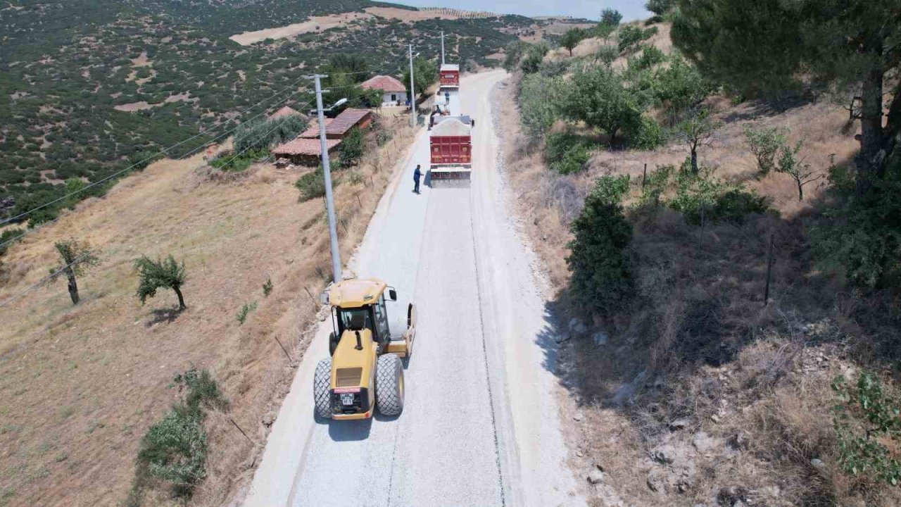 Manisa Büyükşehir’den Kula’da 12,5 kilometrelik yol hamlesi