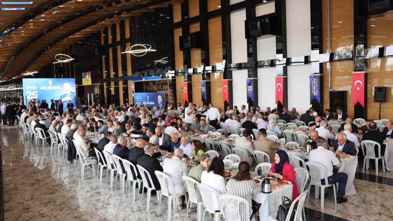 AK Parti’den vefa programı