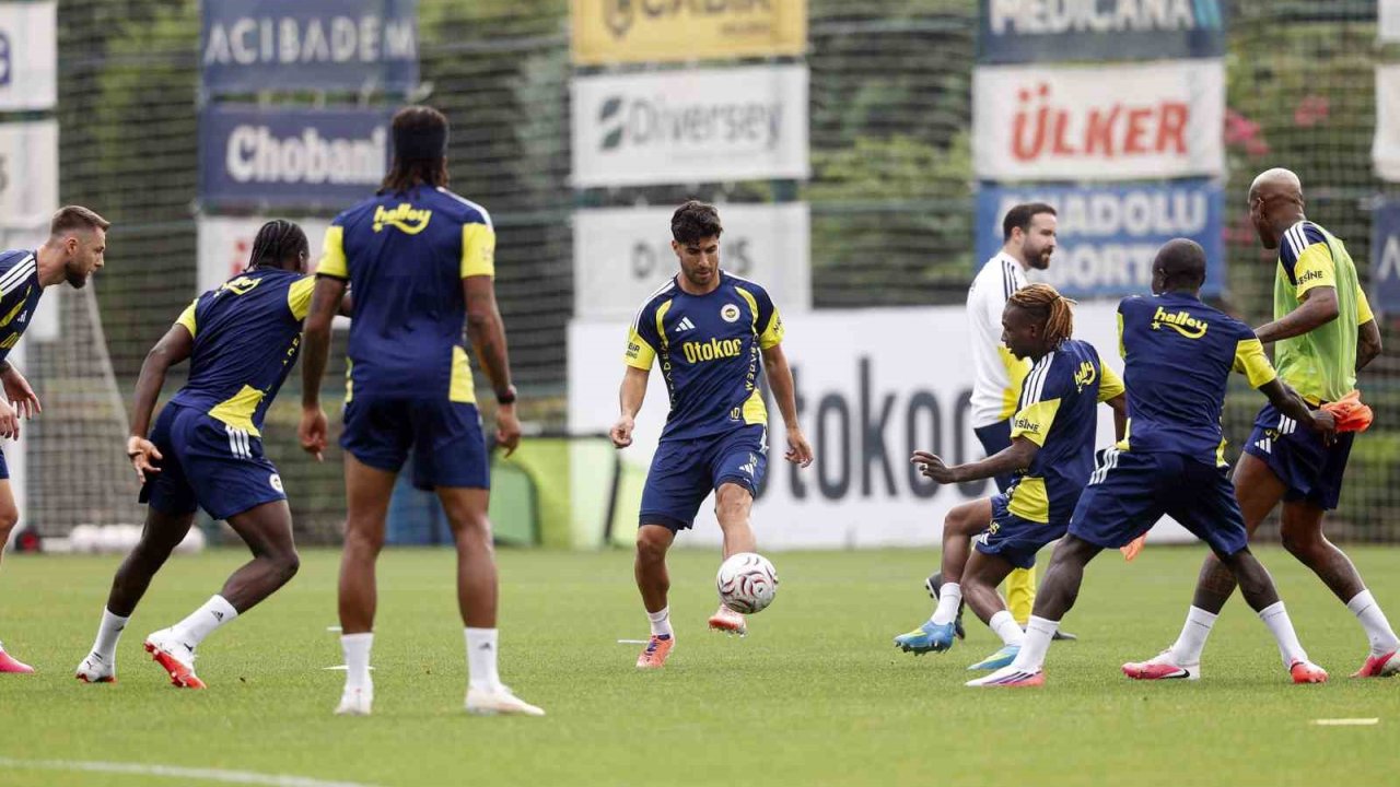 Fenerbahçe, Sturm Graz maçı hazırlıklarını sürdürdü