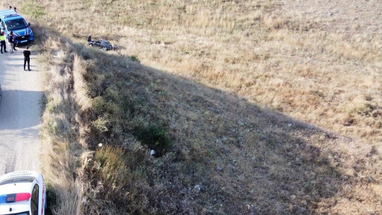 Çorum’da kayıp olarak aranan adam, şarampole yuvarlanan otomobilinin altında ölü bulundu