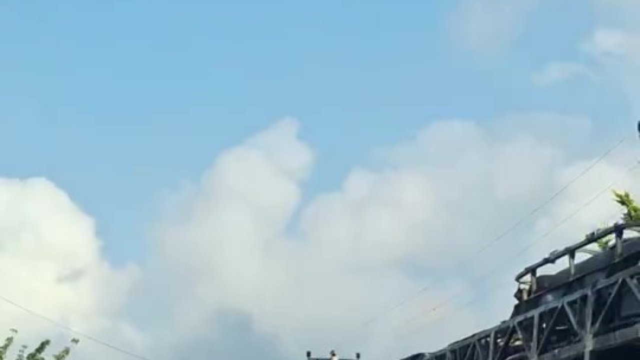 Kocaeli’de yolcu otobüsü alev alev yandı
