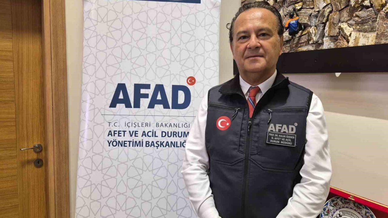 AFAD gönüllüsü vatandaşların saha eğitimleri kamerada: "İstanbul’da 17 bine yakın AFAD gönüllüsü bulunuyor"